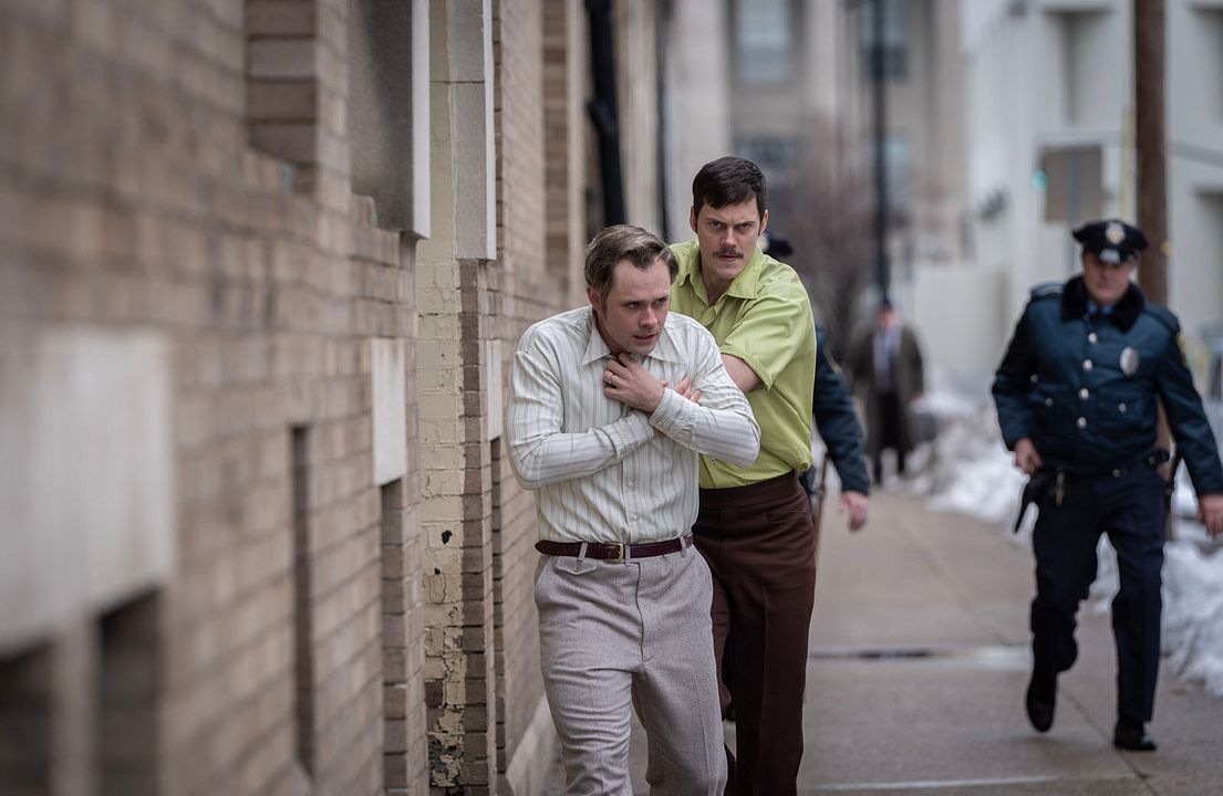 Kopma Noktası : Fotoğraf Dacre Montgomery, Bill Skarsgård