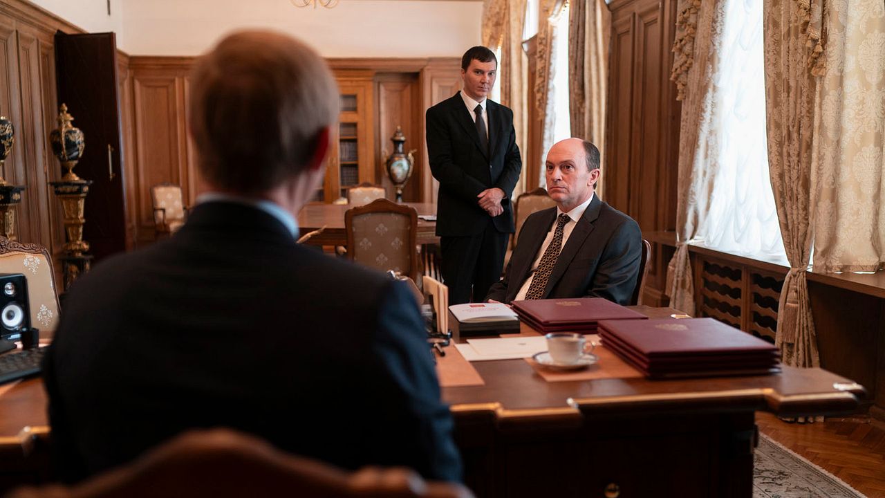 Kremlin'in Büyücüsü : Fotoğraf Will Keen, Paul Dano
