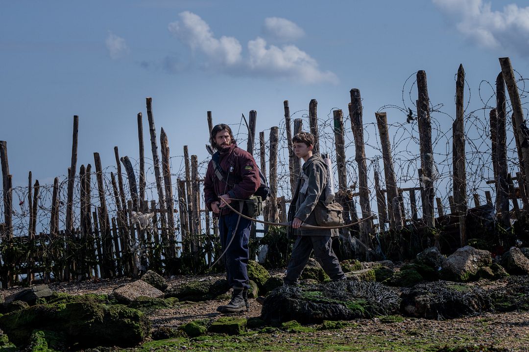 28 Yıl Sonra : Fotoğraf Aaron Taylor-Johnson, Alfie Williams