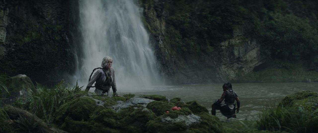 Predator: Vahşi Topraklar : Fotoğraf Elle Fanning