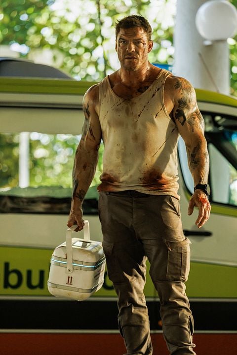 Sınırsız : Fotoğraf Alan Ritchson