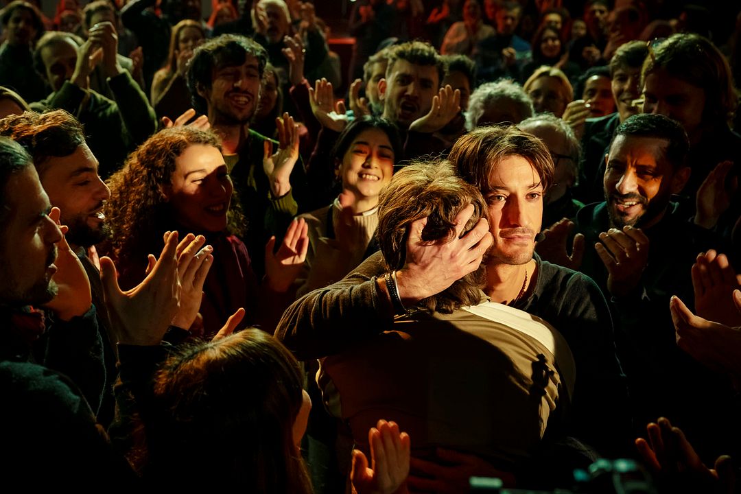 Gourou : Fotoğraf Pierre Niney