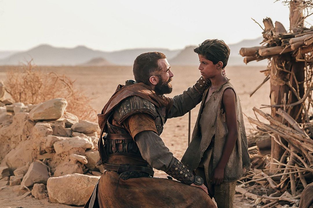 Çöl Savaşçısı : Fotoğraf Sharlto Copley