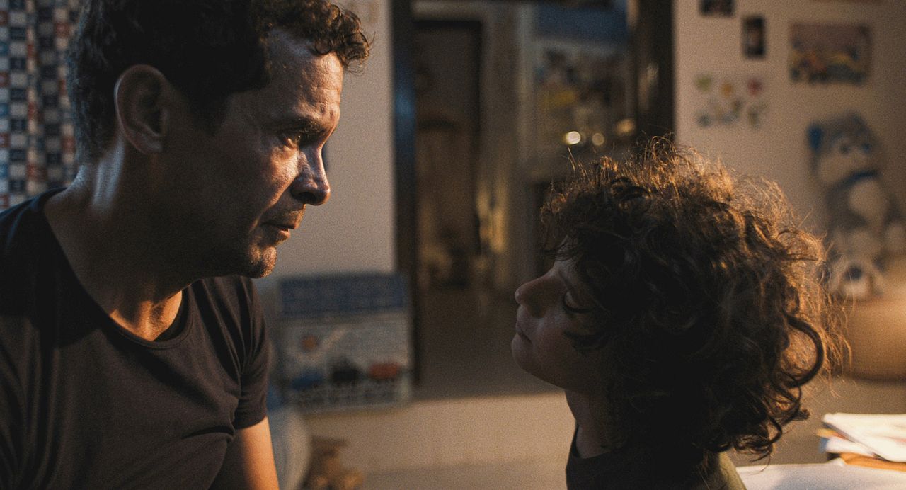 Ben Bir Yabancıydım : Fotoğraf