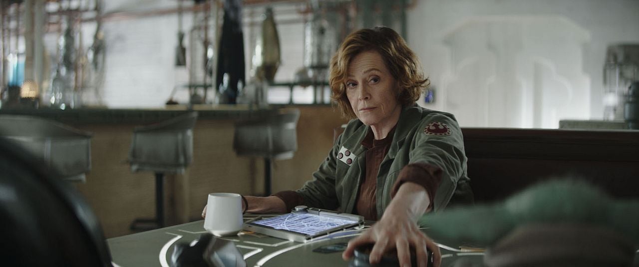 Star Wars: Mandalorian ve Grogu : Fotoğraf Sigourney Weaver