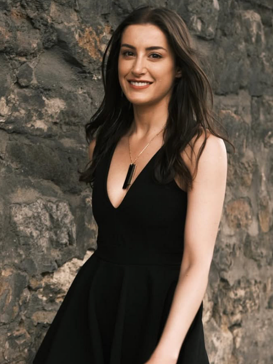 Afiş Dilan Düzgüner