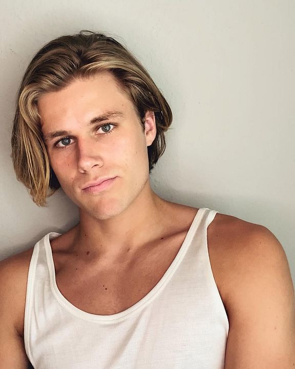 Afiş Owen Patrick Joyner