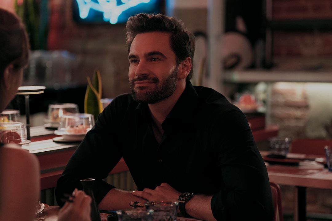 Aşk Hipotezi : Fotoğraf Tom Bateman