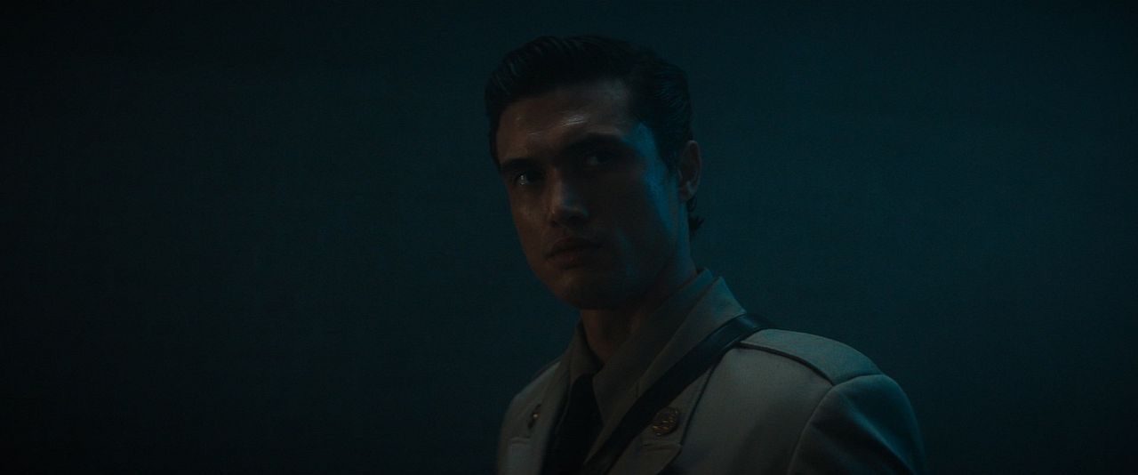 Onun Şahsi Cehennemi : Fotoğraf Charles Melton