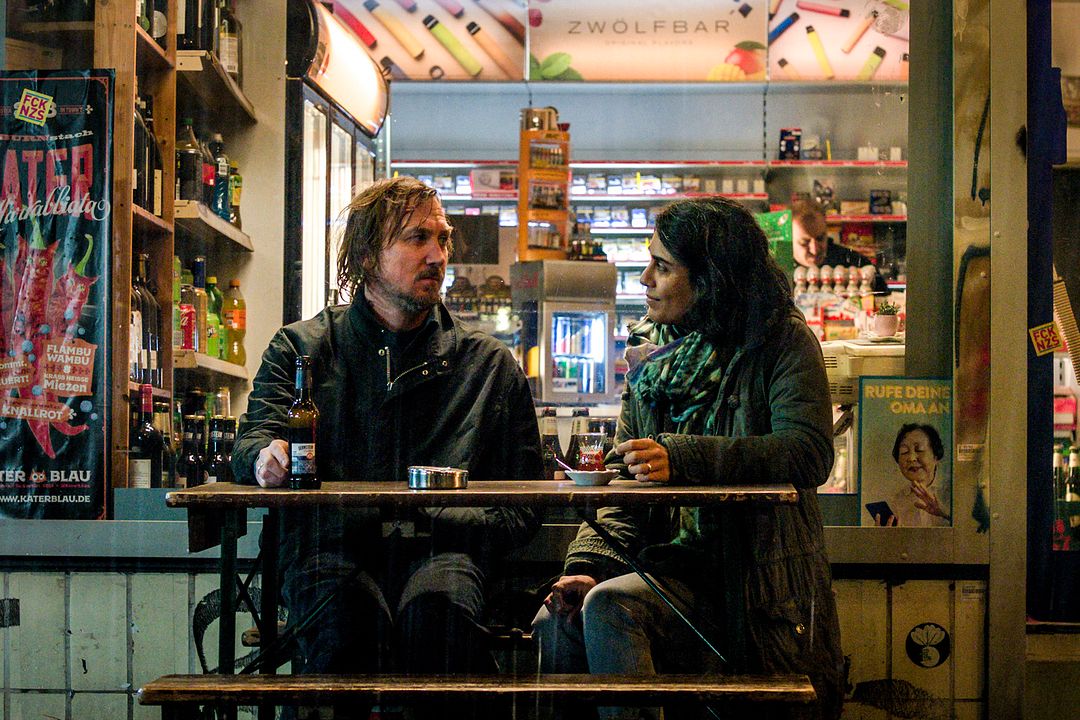 Işık : Fotoğraf Lars Eidinger, Tala Al Deen