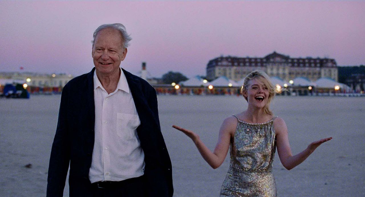 Manevi Değer : Fotoğraf Elle Fanning, Stellan Skarsgård