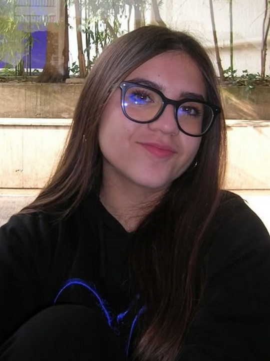 Afiş Zeynep Erdoğan