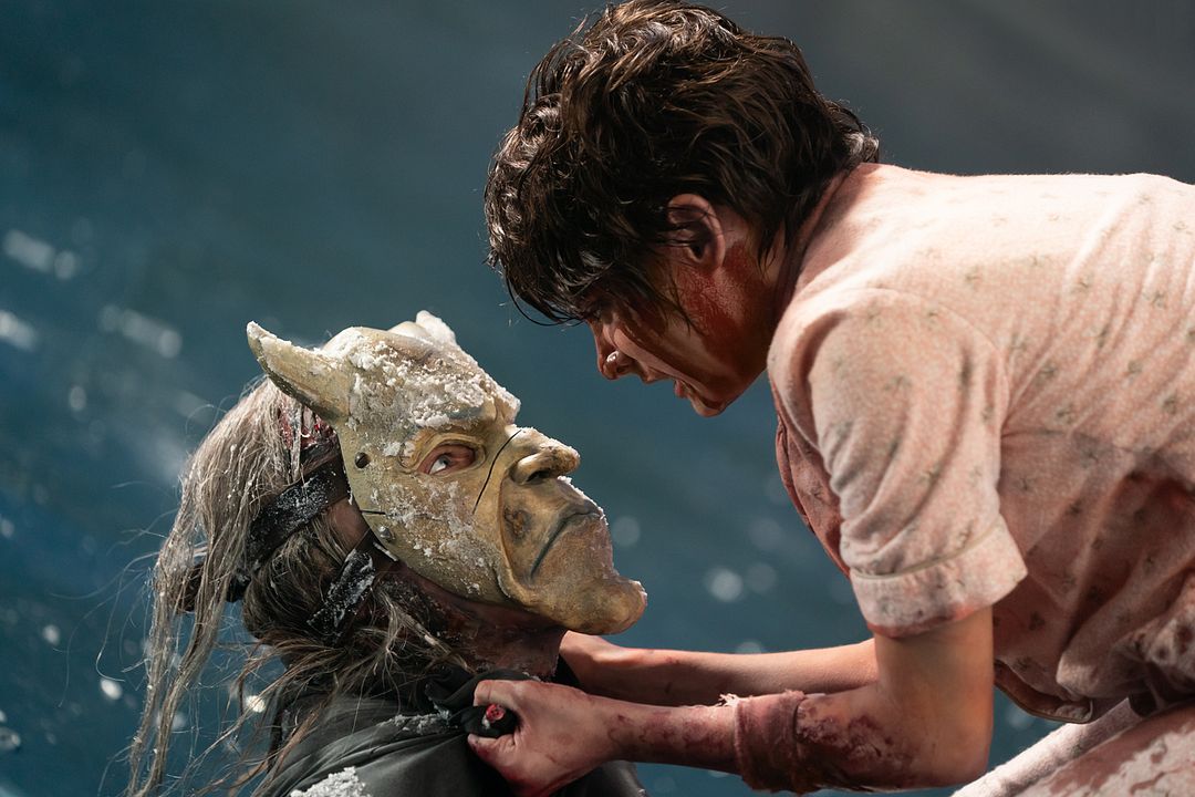 Siyah Telefon 2 : Fotoğraf Ethan Hawke, Madeleine McGraw