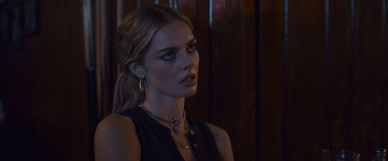 Eenie Meanie : Fotoğraf Samara Weaving