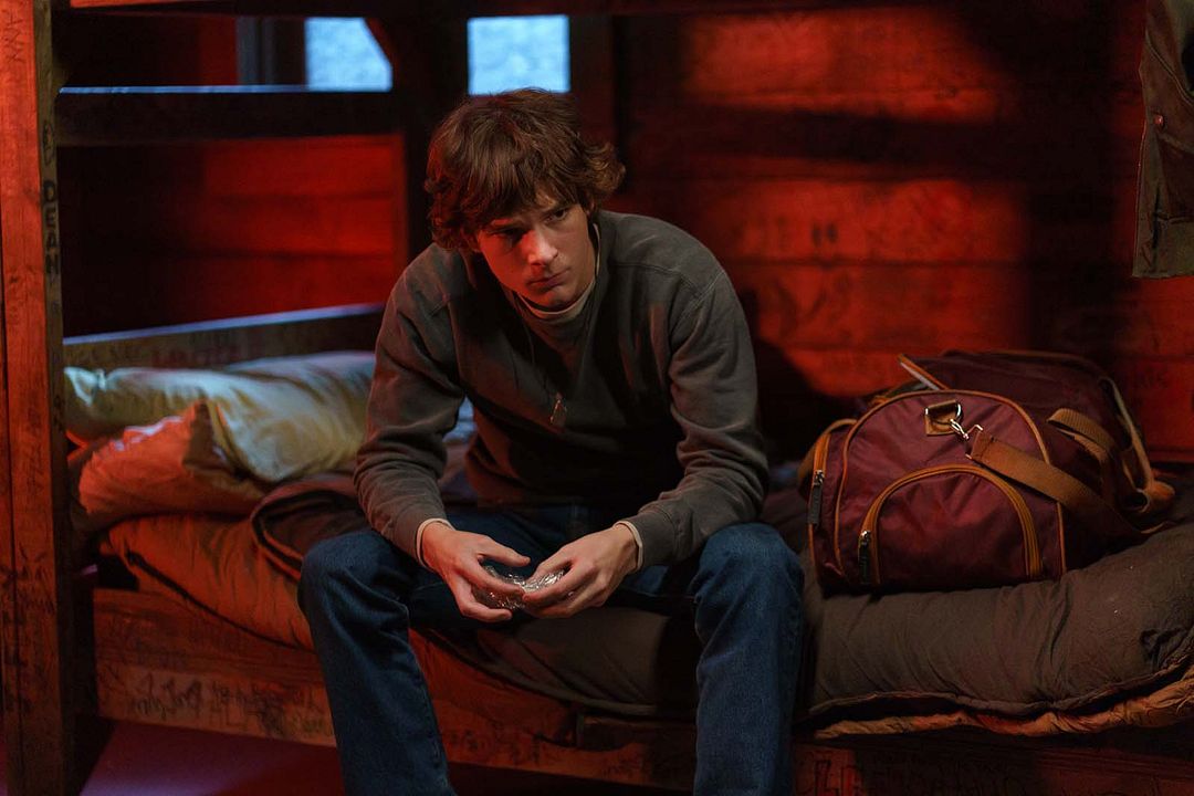 Siyah Telefon 2 : Fotoğraf Mason Thames