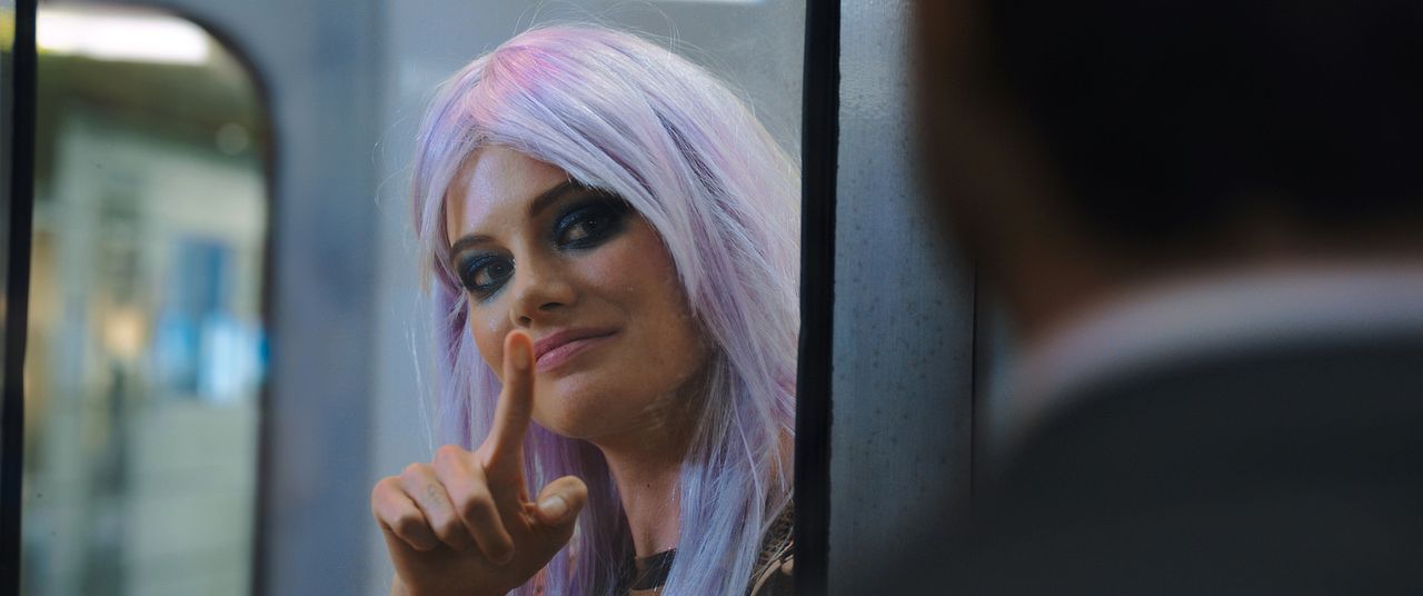 June ve John : Fotoğraf Matilda Price