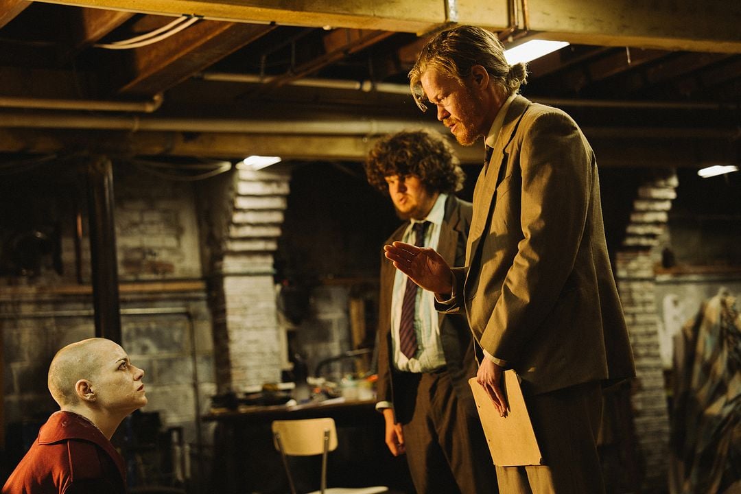 Bugonia : Fotoğraf Aidan Delbis, Emma Stone, Jesse Plemons