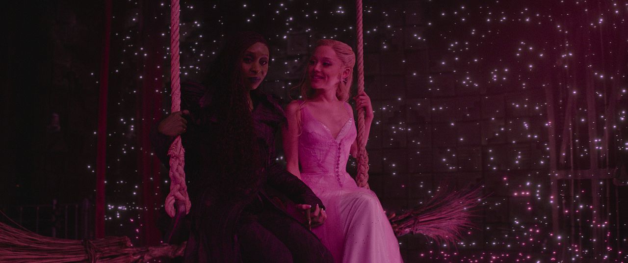 Wicked: İyilik Uğruna : Fotoğraf Ariana Grande, Cynthia Erivo