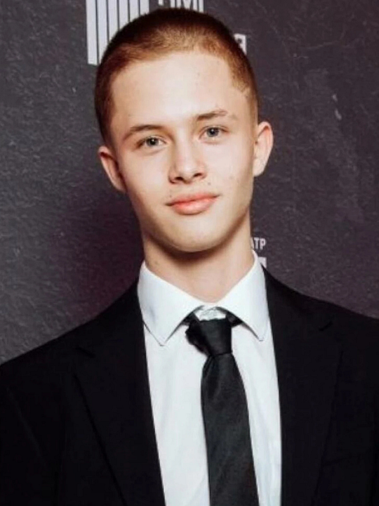 Afiş Leon Kemstach