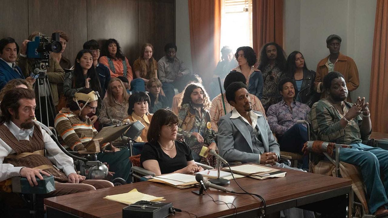 Being Heumann : Fotoğraf Ray Fisher, Ruth Madeley, Roberta Colindrez, Michael Patrick Thornton, Antwan Tolliver