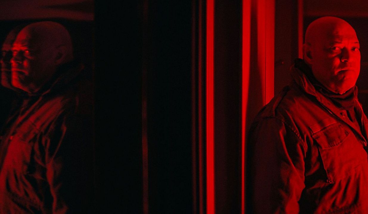 Astronot : Fotoğraf Laurence Fishburne