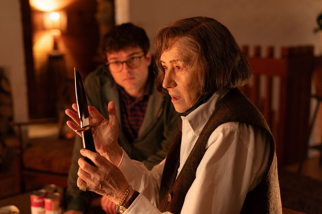 A Talent For Murder : Fotoğraf Alden Ehrenreich, Helen Mirren