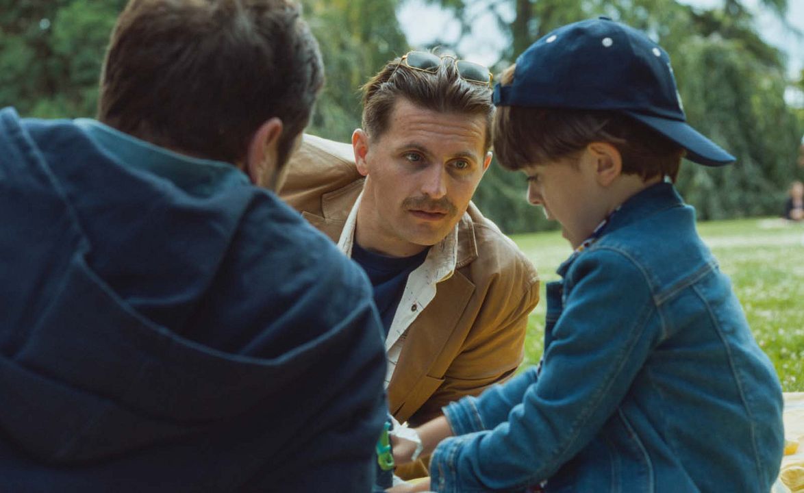 L'Attachement : Fotoğraf Raphaël Quenard, César Botti