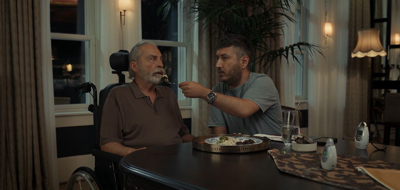 Soyut Dışavurumcu Bir Dostluğun Hikayesi Veyahut Yan Yana : Fotoğraf