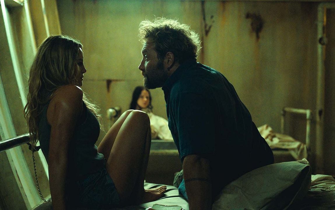 Dangerous Animals : Fotoğraf Jai Courtney, Hassie Harrison