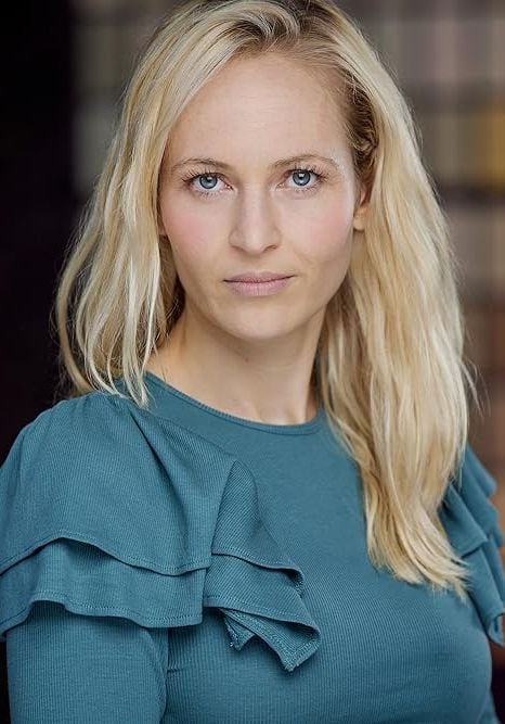 Afiş Christina Beth Hughes