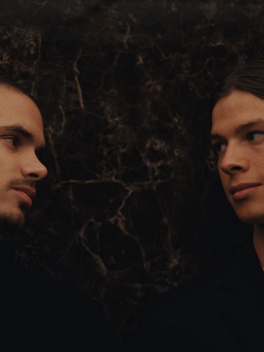 Forty Love : Afiş