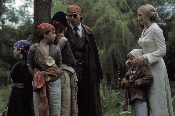Düşler Ülkesi : Fotoğraf Kate Winslet, Johnny Depp