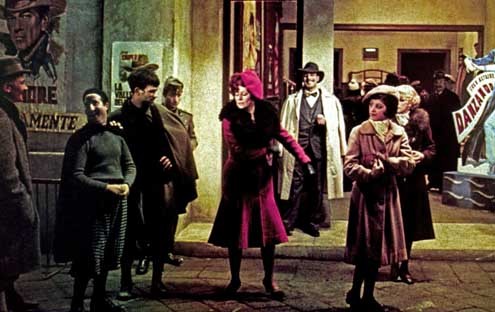 Amarcord : Fotoğraf Magali Noël, Federico Fellini