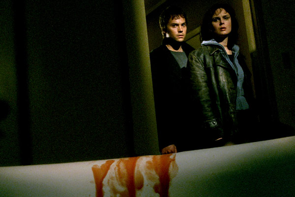 Karabasan : Fotoğraf Barry Watson, Stephen T. Kay, Emily Deschanel