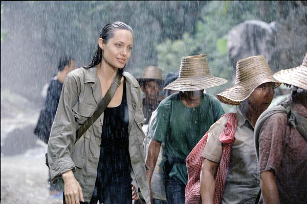 Beyond Borders : Fotoğraf Angelina Jolie