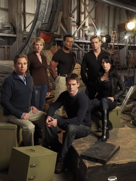 Stargate SG-1 : Fotograf Amanda Tapping, Beau Bridges, Ben Browder, Christopher Judge, Claudia Black