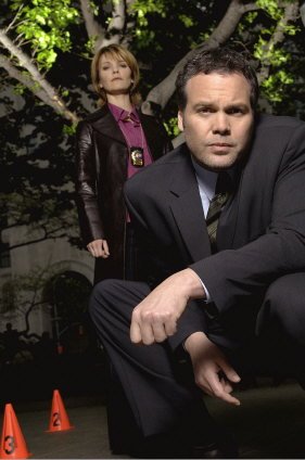 Fotoğraf Kathryn Erbe, Vincent D'Onofrio