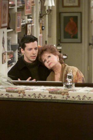 Fotoğraf Debbie Reynolds, Sean Hayes