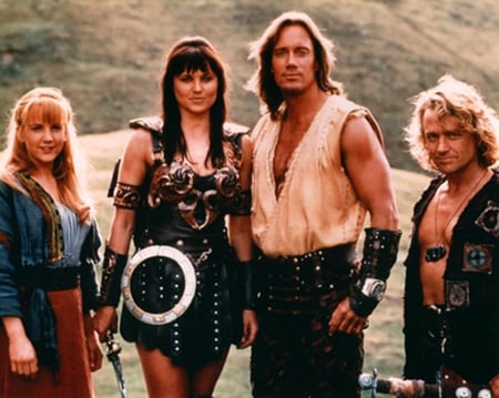 Fotoğraf Kevin Sorbo, Michael Hurst, Renée O'Connor, Lucy Lawless