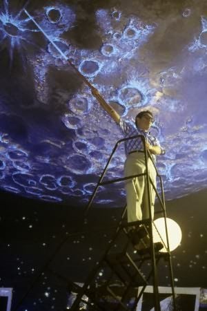 From the Earth to the Moon : Fotoğraf