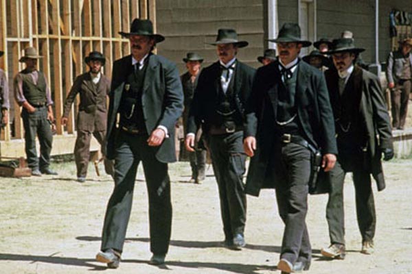 Wyatt Earp : Fotoğraf Linden Ashby, Lawrence Kasdan, Kevin Costner, Michael Madsen, Dennis Quaid