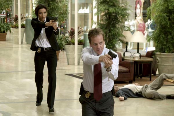 Fedai : Fotoğraf Clark Johnson, Eva Longoria, Kiefer Sutherland