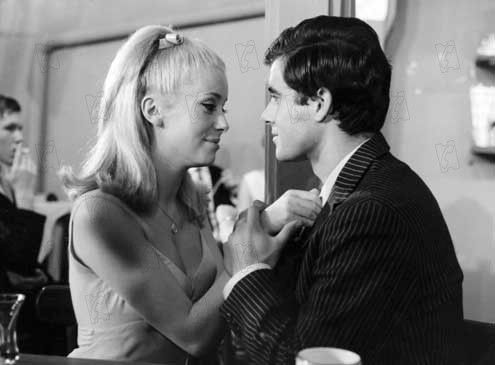 Cherbourg Şemsiyeleri : Fotoğraf Jacques Demy, Nino Castelnuovo, Catherine Deneuve