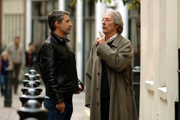 Hayatta İki Kez : Fotoğraf Antoine de Caunes, Jean Rochefort