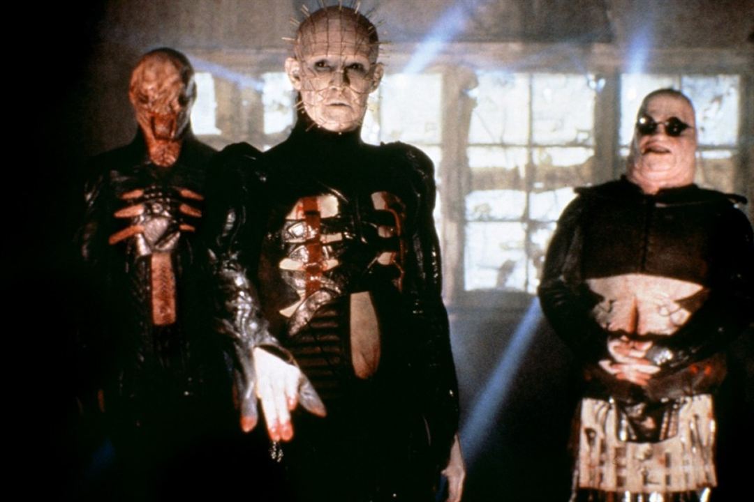 Hellraiser : Fotoğraf Clive Barker, Doug Bradley