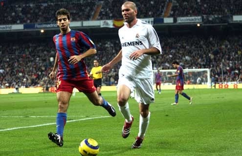 Gol 2: Bir Rüyayı Yaşamak : Fotoğraf Jaume Collet-Serra, Zinedine Zidane