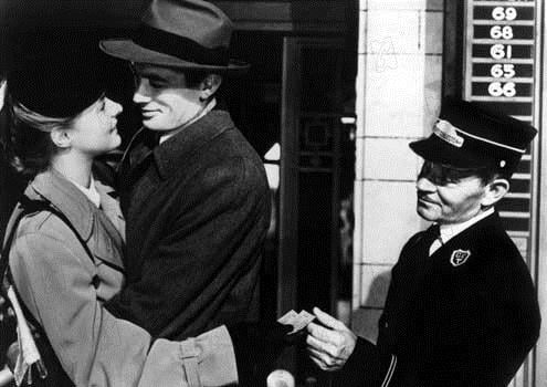 Öldüren Hatıralar : Fotoğraf Alfred Hitchcock, Ingrid Bergman, Gregory Peck