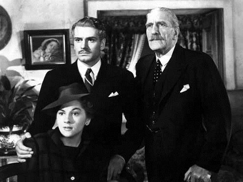 Rebecca : Fotoğraf Laurence Olivier, Alfred Hitchcock, Joan Fontaine, C. Aubrey Smith