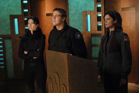 Fotoğraf Claudia Black, Michael Shanks (I), Torri Higginson