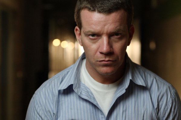 Fotoğraf Max Beesley